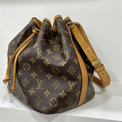 borse outlet louis vuitton|louis vuitton borse secchiello.